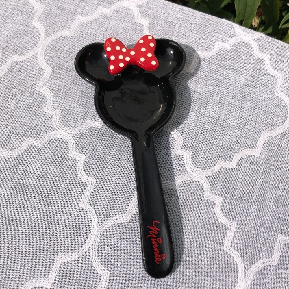 DISNEY ceramic Minnie spoon rest & XL Disney sayings black & white ceramic mug